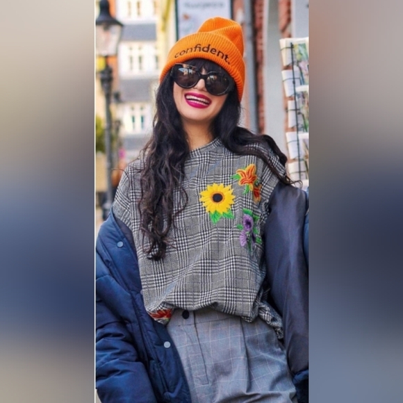 Zara Trafaluc Houndstooth floral embroidered long sleeve checkered slouchy top - Picture 1 of 10